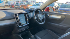 Volvo Xc40 2.0 T4 Momentum 5dr AWD Geartronic Petrol Estate